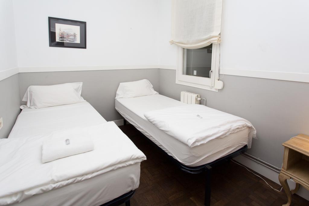 Letsgo Camp Nou Apartment Barcellona Esterno foto